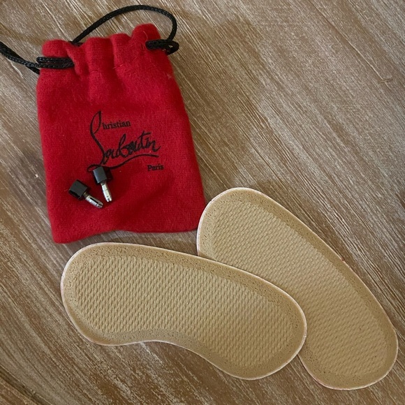 Christian Louboutin Pigalle Follies 100 Patent - Pre Loved - Picture 9 of 9